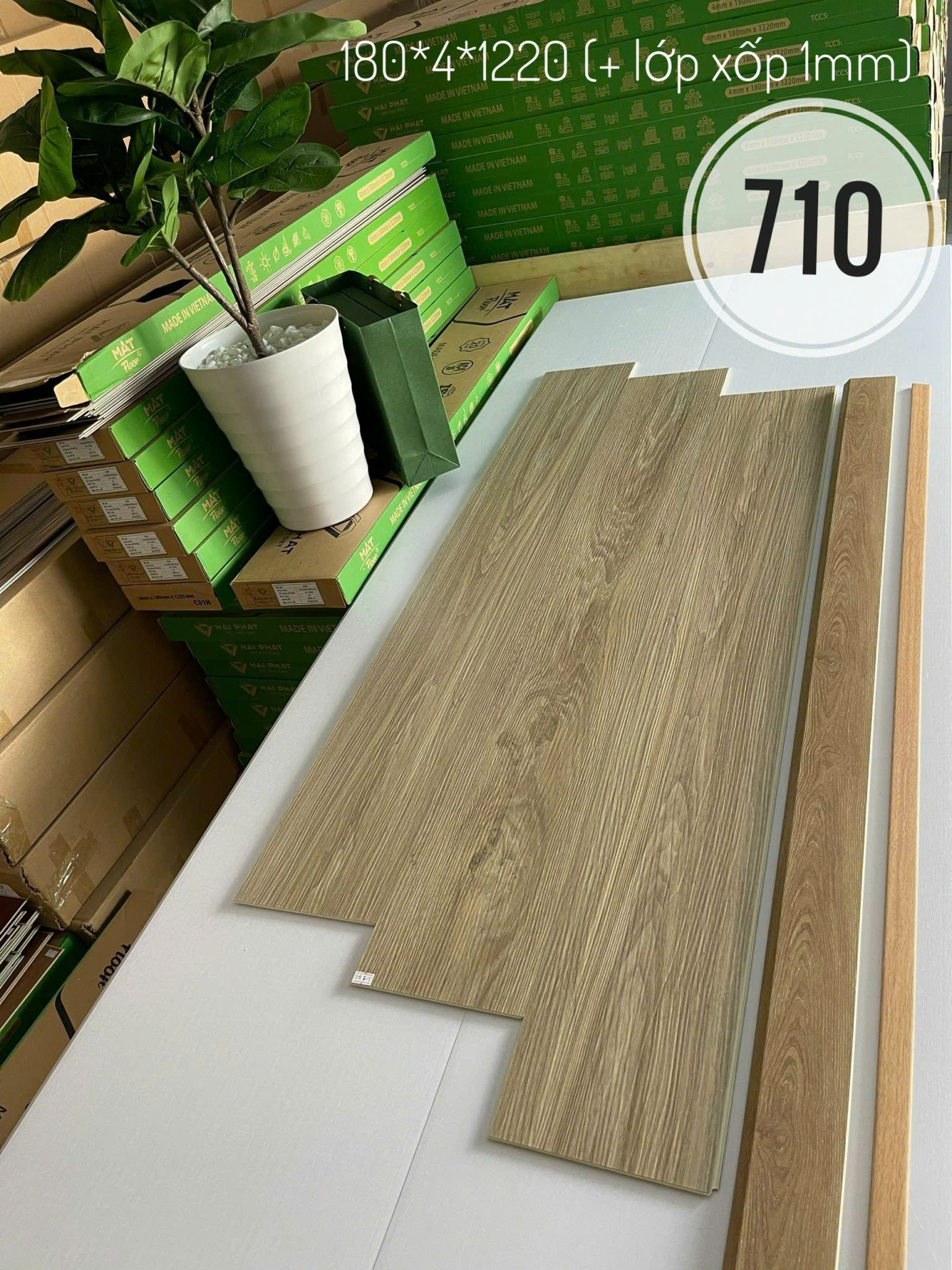 Sàn Nhựa Hèm Khóa Giả Gỗ SPC 4MM MAT Floor-710