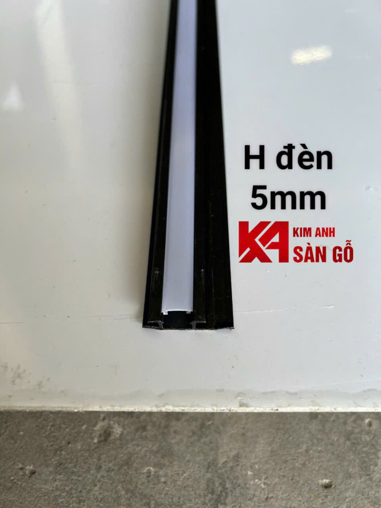 Nẹp Nhôm Chữ H Có Đèn Led Tấm Ốp Than Tre