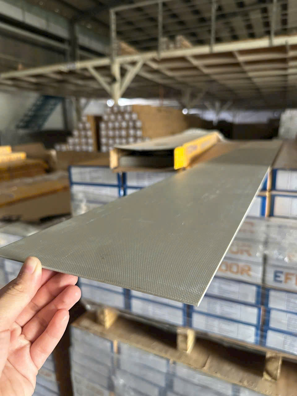 Sàn Nhựa Hèm Khóa Giả Gỗ SPC 4MM EFloor-007