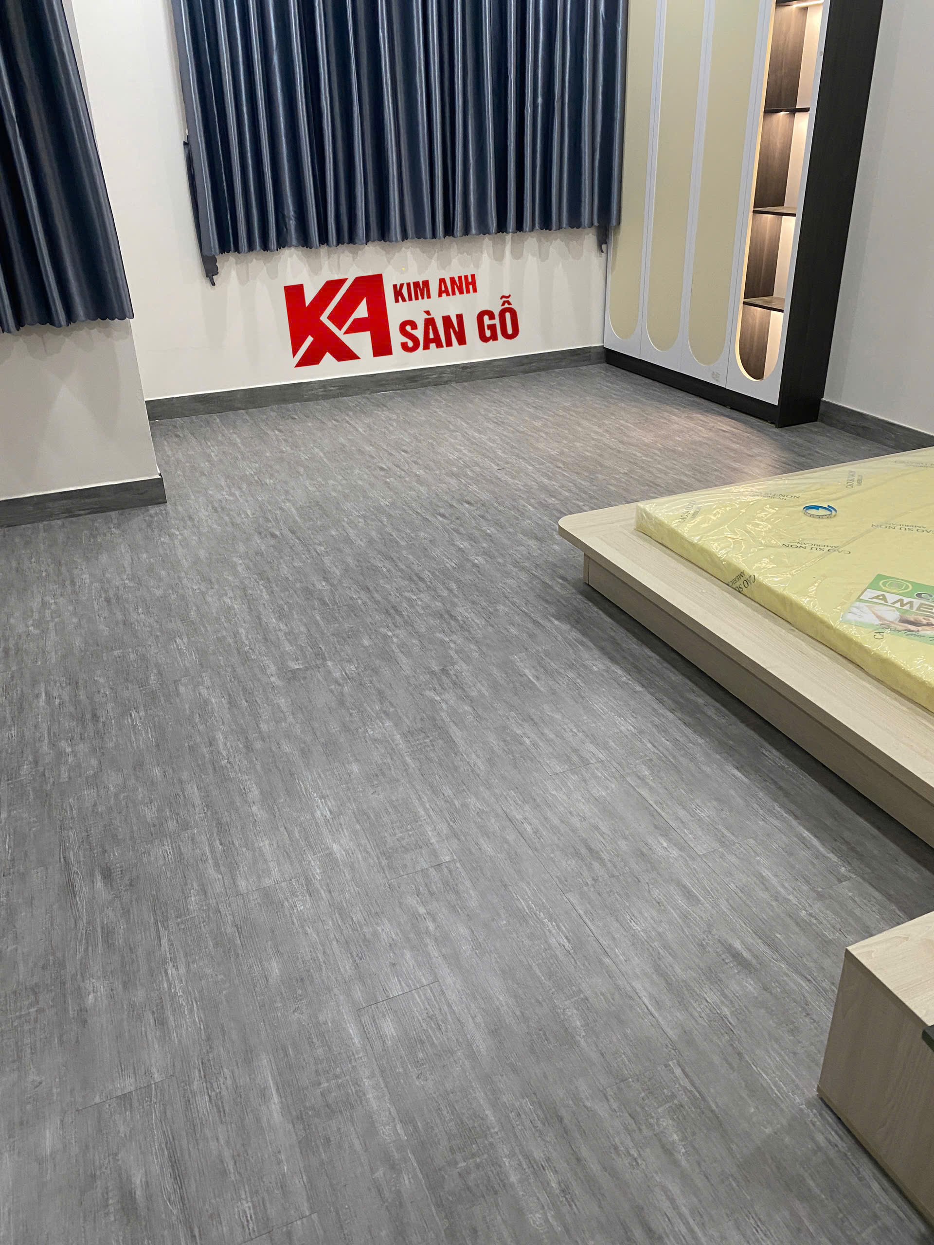 Sàn Nhựa Giả Gỗ Keo Sẵn TH FLooring T030